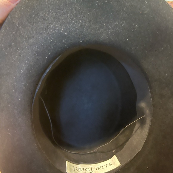 Eric Javits Hat with Feather Detail - Picture 4 of 7